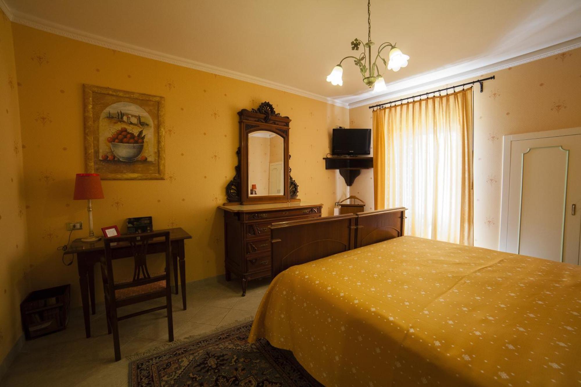 La Luma Hotel Montecosaro (Marche) Quarto foto